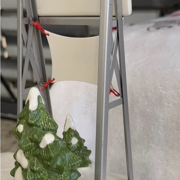 Department 56 Snow village uptown Ford motor town - Picture 4 of 8